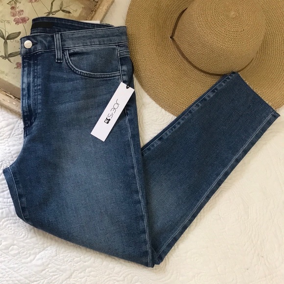 Joe's Jeans Denim - NWT Joe’s Jeans The Charlie Skinny Crop